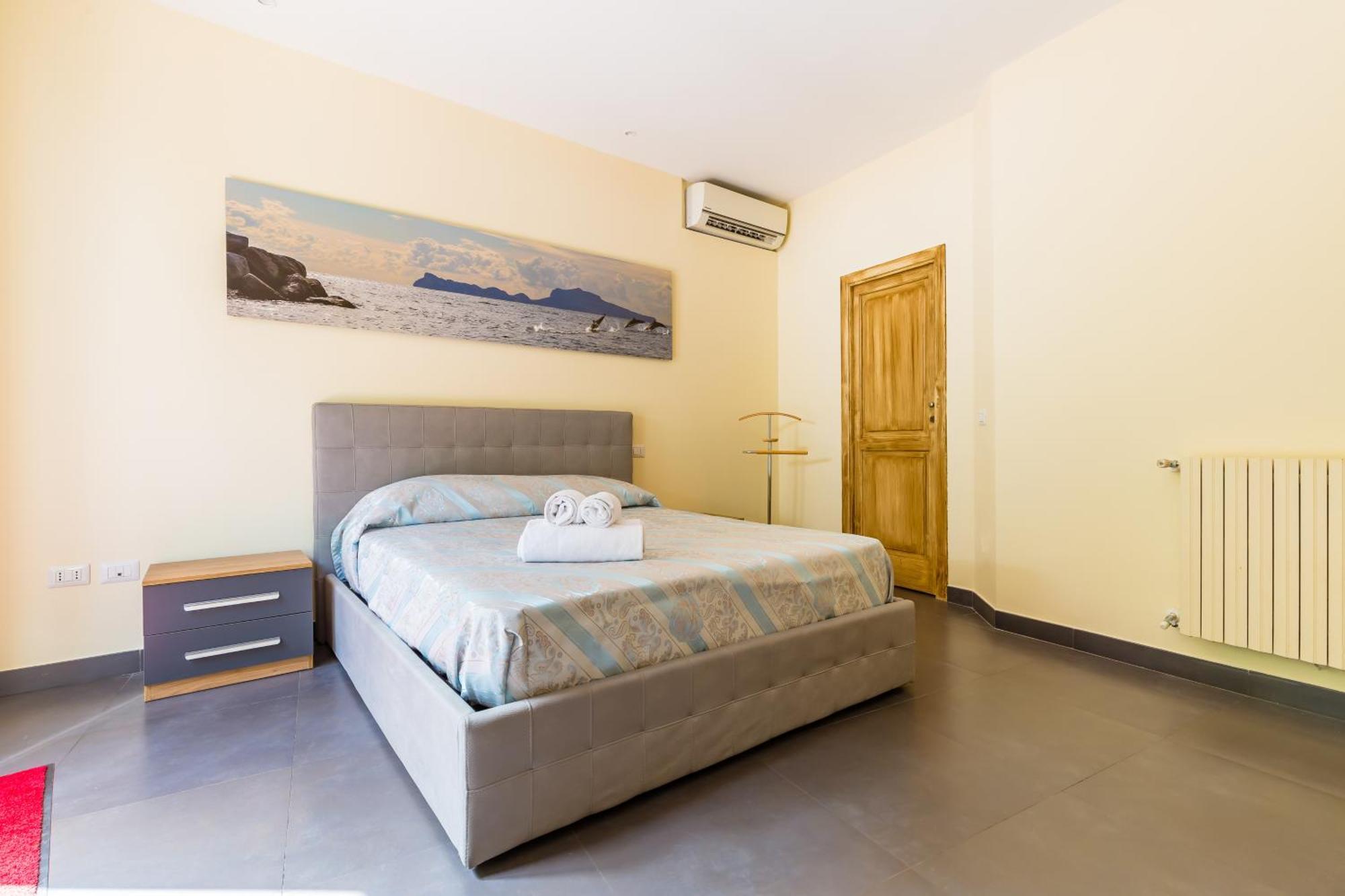 Villa Dolcevita With Parking By Napoliapartments Екстер'єр фото