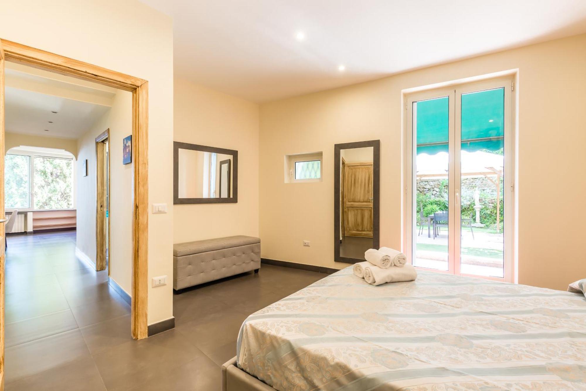 Villa Dolcevita With Parking By Napoliapartments Екстер'єр фото