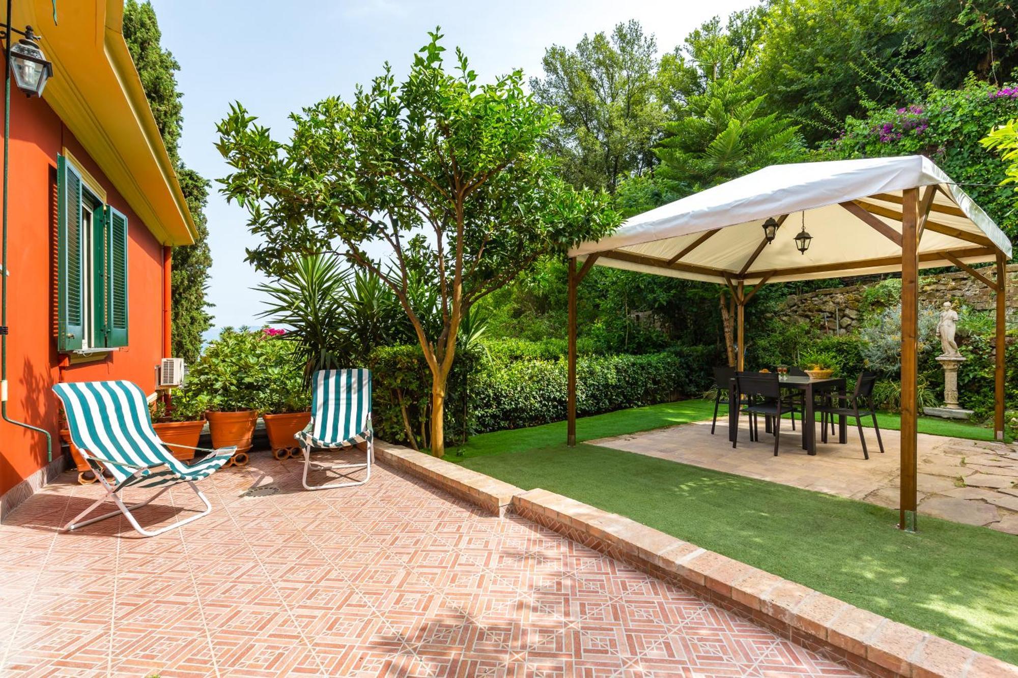Villa Dolcevita With Parking By Napoliapartments Екстер'єр фото